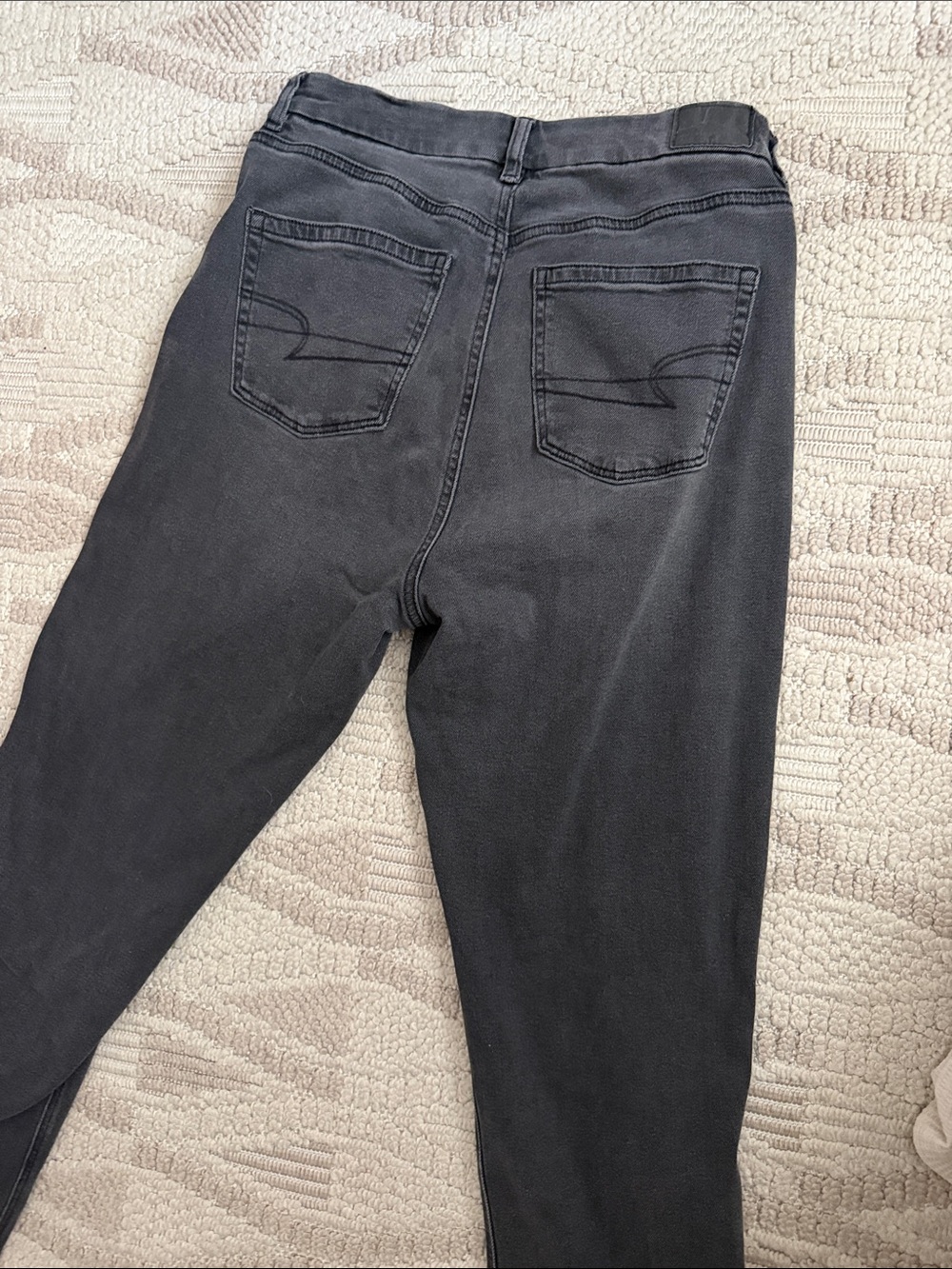 American Eagle Women’s Black Jeans - Picture 2 of 3